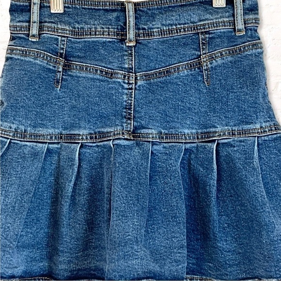 🎁 3 for $30 Wild Fable Pleated Denim Mini Skirt Size 4 Medium Wash - Picture 4 of 5